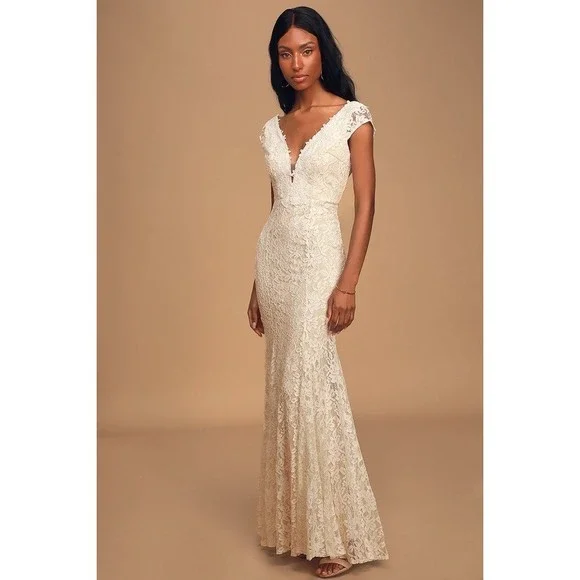 Lulus Icing On The Cake White Lace Short Sleeve Maxi Dress Size S